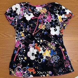 Koi Floral Print Scrub Top – Black Multicolor – Size M